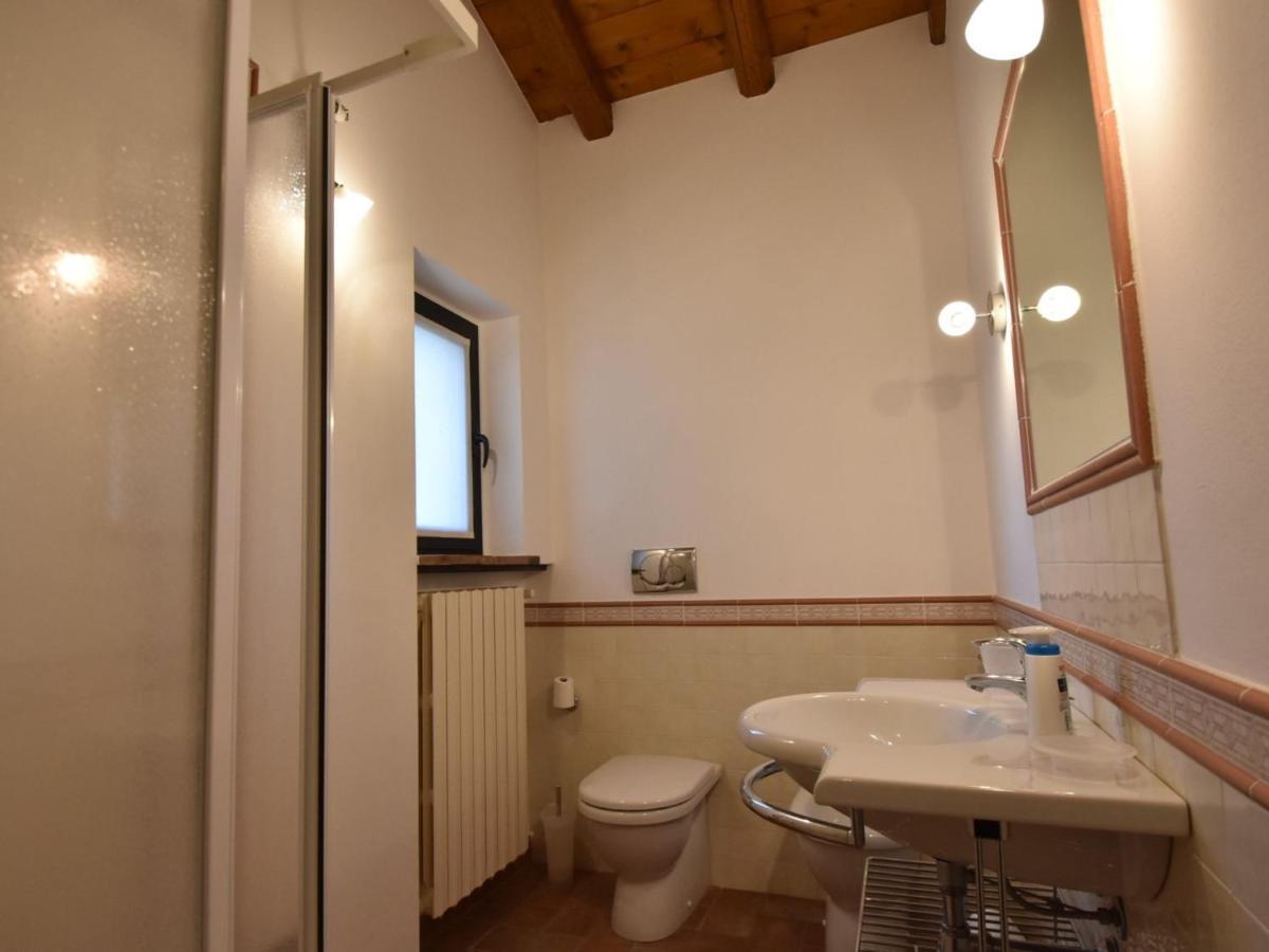 Apartment La Corte Bricca - Trilo B By Interhome Castana  외부 사진
